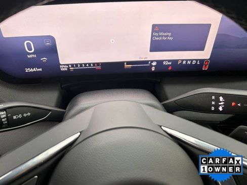 Used 2025 Buick Enclave Preferred image 5