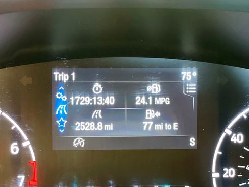 Used 2022 Ford Maverick XL image 8