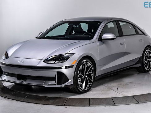 Used 2023 Hyundai Ioniq 6 SEL image 2