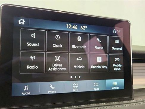 Used 2022 Lincoln Corsair Standard w/ Premium Package image 47