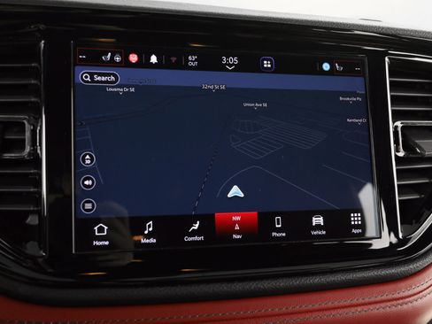 Used 2021 Dodge Durango R/T w/ Blacktop Package image 23