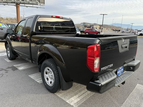 Used 2018 Nissan Frontier S image 7