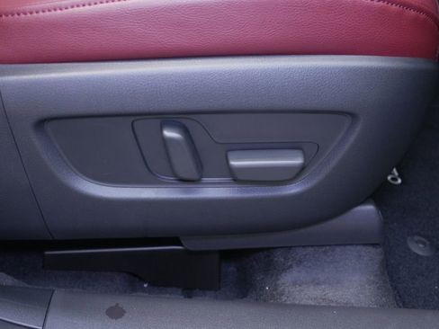 New 2025 MAZDA CX-70 Plug-In Hybrid w/ Premium Plus image 37