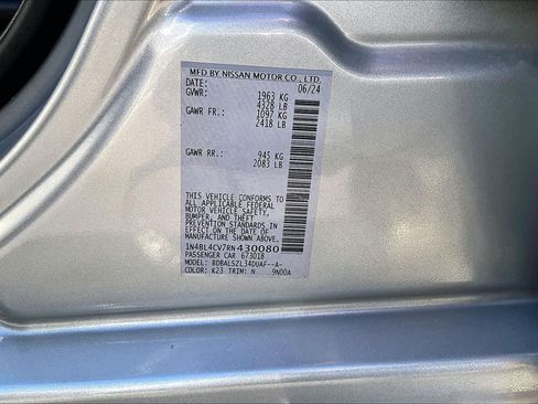 Used 2024 Nissan Altima 2.5 SR w/ SR Premium Package image 36