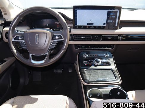 Used 2021 Lincoln Nautilus Reserve image 16