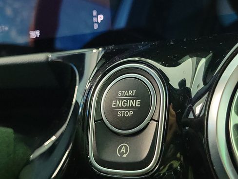 Used 2025 Mercedes-Benz GLA 250 image 26