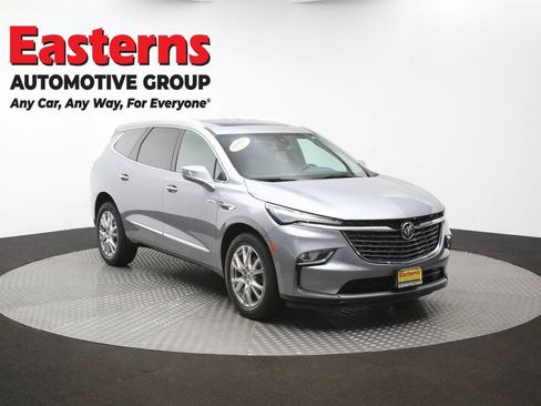 Used 2023 Buick Enclave Essence w/ Experience Buick Package FWD image 51