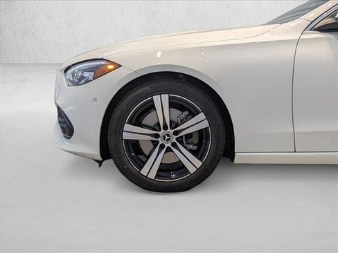 Used 2025 Mercedes-Benz C 300 4MATIC Sedan image 10