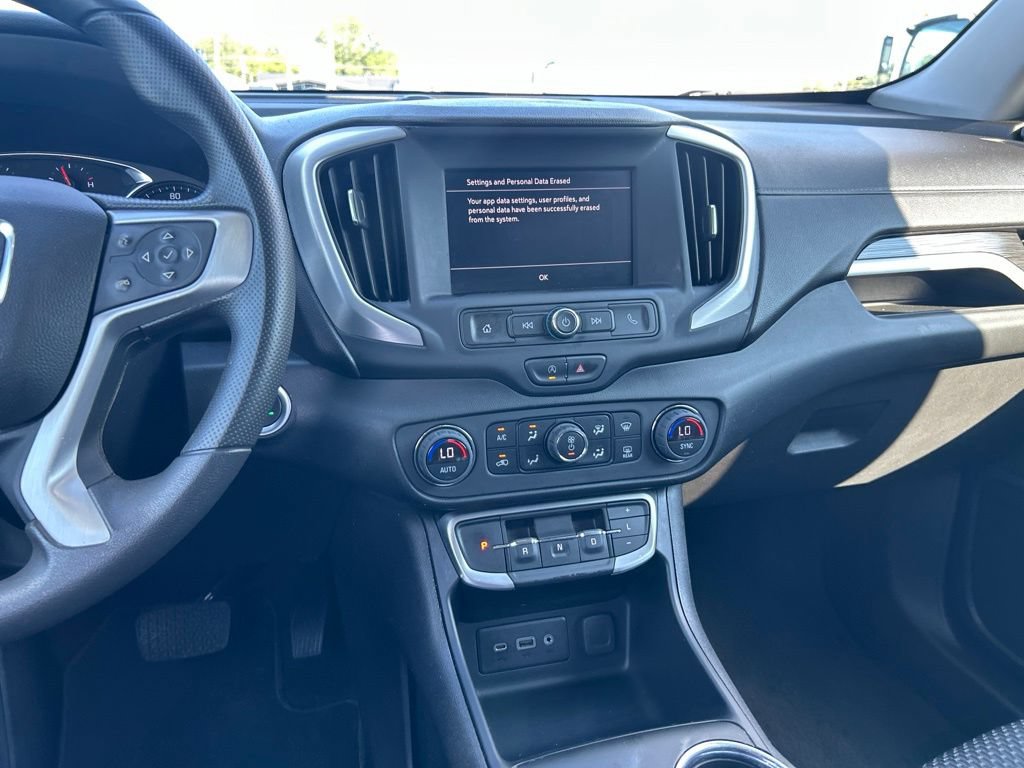 Used 2023 GMC Terrain SLE w/ Driver Convenience Package FWD image 20