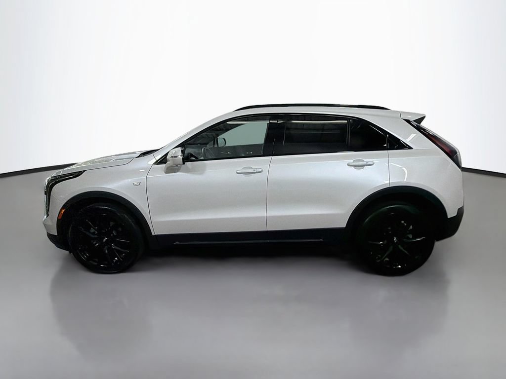 Used 2022 Cadillac XT4 Sport w/ LPO, Onyx Lite Package AWD/4WD image 6