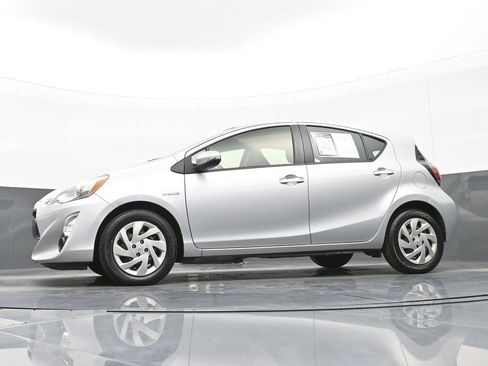 Used 2015 Toyota Prius C Four image 40