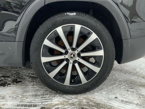 Used 2020 Mercedes-Benz GLB 250 4MATIC image 29