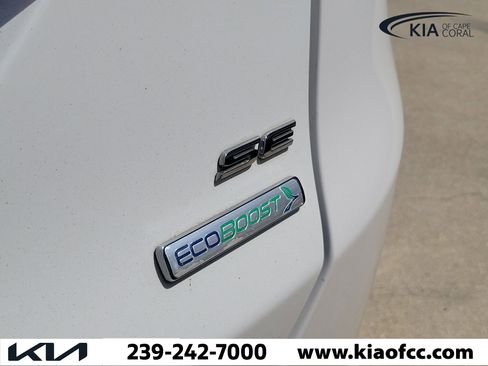 Used 2017 Ford Fusion SE w/ Fusion SE Technology Package image 7