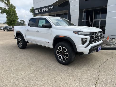 New 2026 GMC Canyon AT4 w/ Technology Plus Package image 2