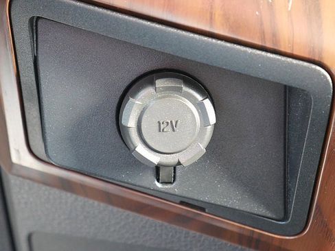 Used 2011 Ford F250 Lariat w/ Chrome Pkg image 35