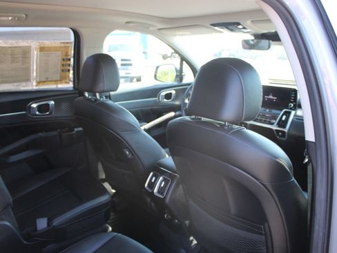 Used 2023 Kia Sorento SX FWD image 37