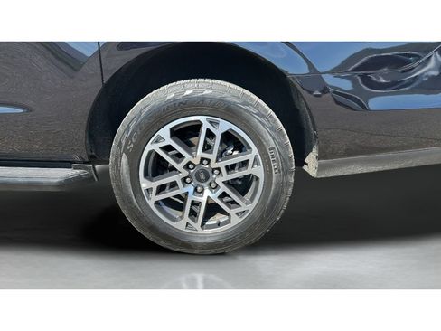 Used 2025 Ford Expedition Max Active AWD/4WD image 23