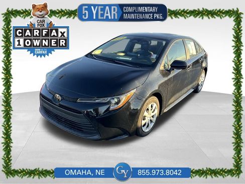 Used 2024 Toyota Corolla LE image 1