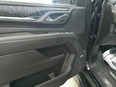 Used 2023 GMC Yukon Denali AWD/4WD image 14
