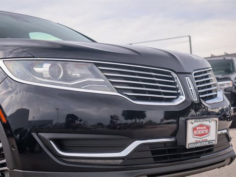 Used 2018 Lincoln MKX Reserve image 3