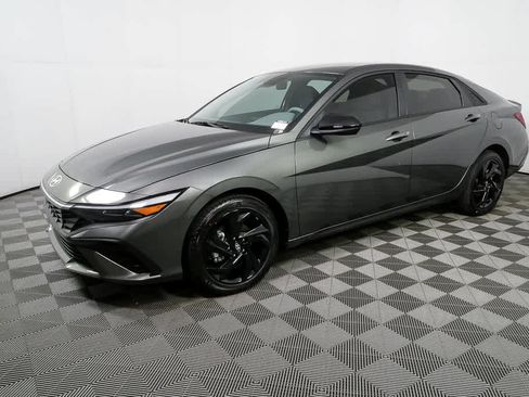 New 2026 Hyundai Elantra Sport FWD image 5