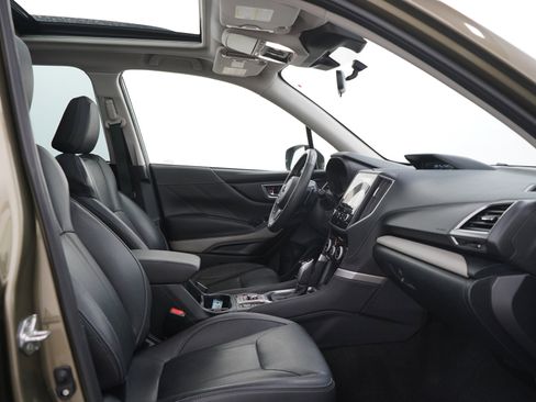Used 2022 Subaru Forester Limited AWD/4WD image 13