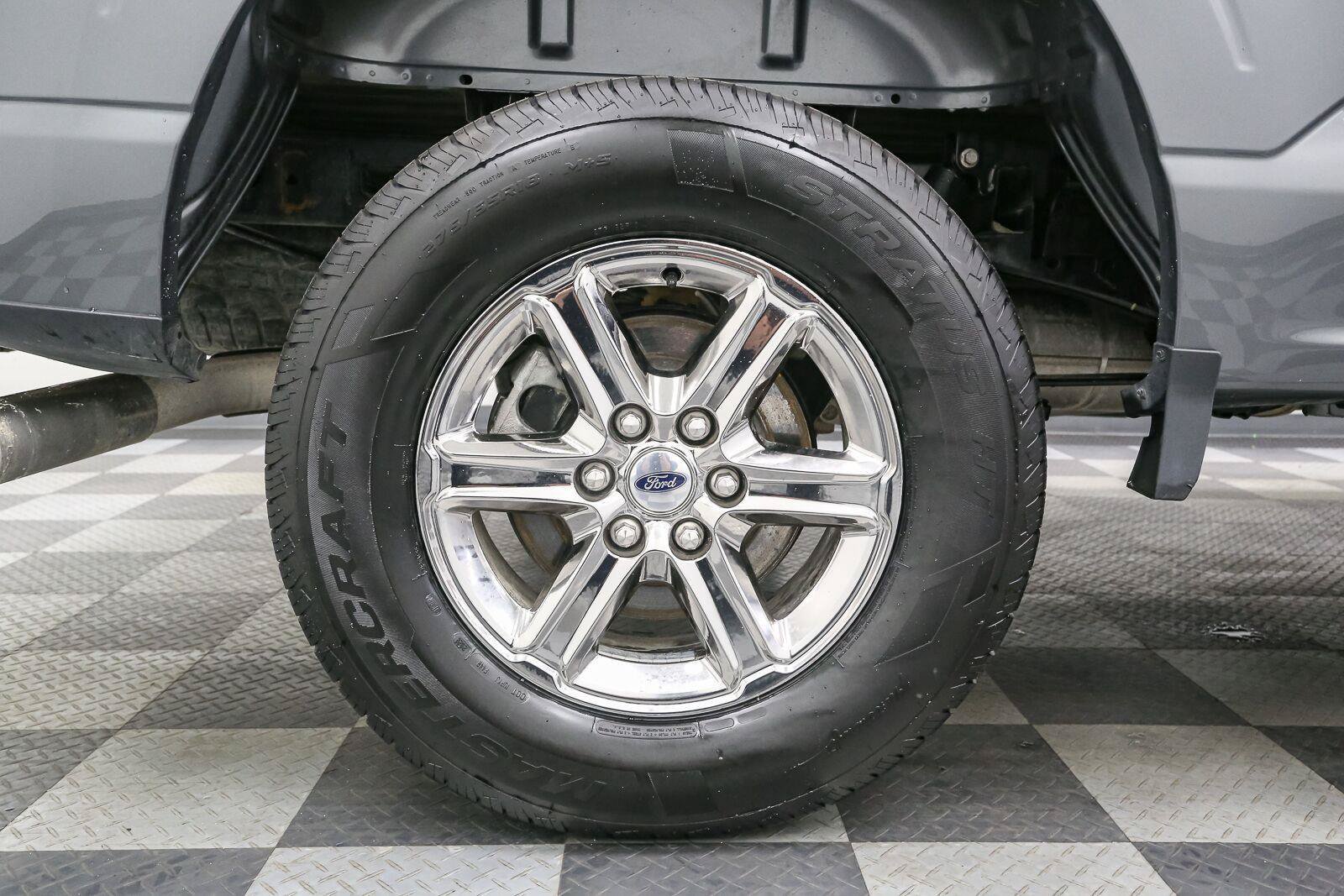 Used 2025 Ford F150 XLT w/ Equipment Group 301A Standard AWD/4WD image 15