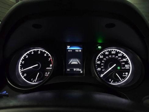 Used 2021 Toyota Camry SE w/ Carpet Mat Package (TMS) image 22