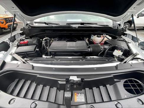 Used 2025 GMC Yukon XL Denali image 31