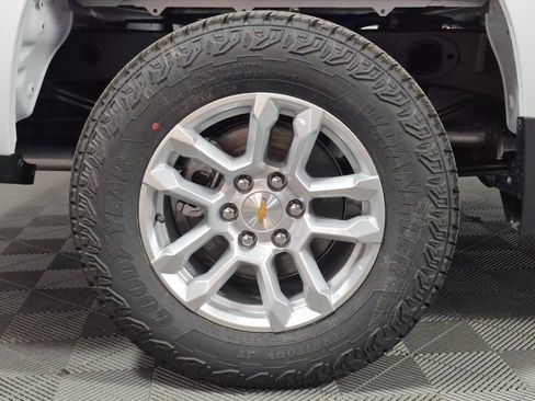 New 2026 Chevrolet Silverado 1500 LT w/ Z71 Off-Road Package image 23