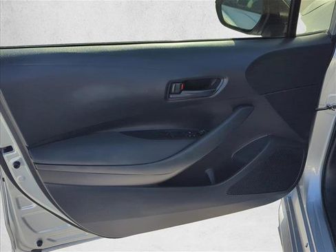 Certified 2022 Toyota Corolla LE FWD image 6