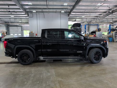 Used 2024 GMC Sierra 1500 Elevation AWD/4WD image 2