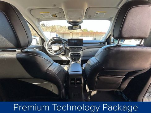 Used 2025 Ford Escape Platinum w/ Premium Technology Package image 23