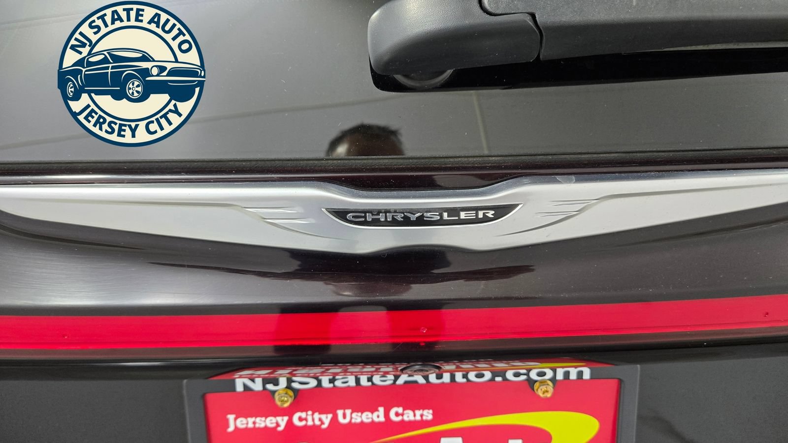 Used 2024 Chrysler Pacifica Limited FWD image 39