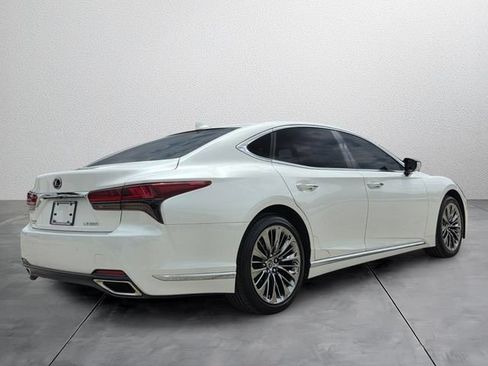 Used 2022 Lexus LS 500 w/ Accessory Package (Z1) RWD image 4