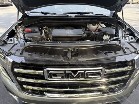 Used 2026 GMC Yukon Elevation RWD image 36