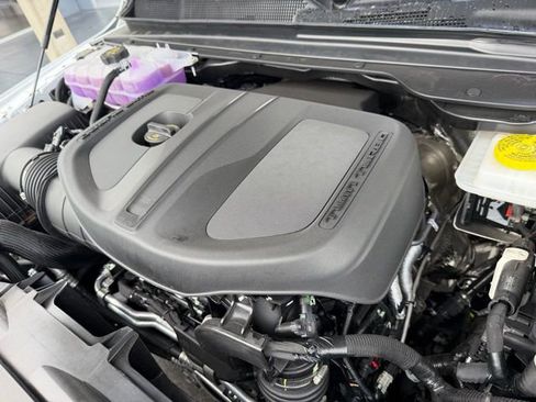 New 2026 RAM 1500 Classic Warlock AWD/4WD image 13