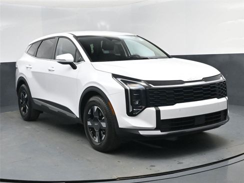 Used 2026 Kia Sportage LX w/ LX Convenience Package image 17