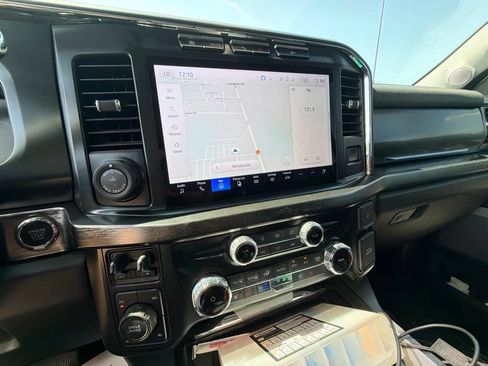 Used 2023 Ford F250 Lariat w/ Lariat Ultimate Package AWD/4WD image 9