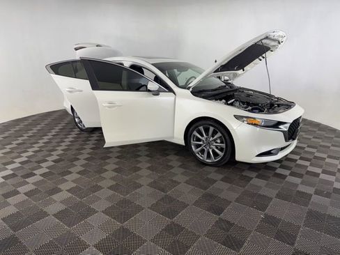 Used 2025 MAZDA MAZDA3 s FWD image 12