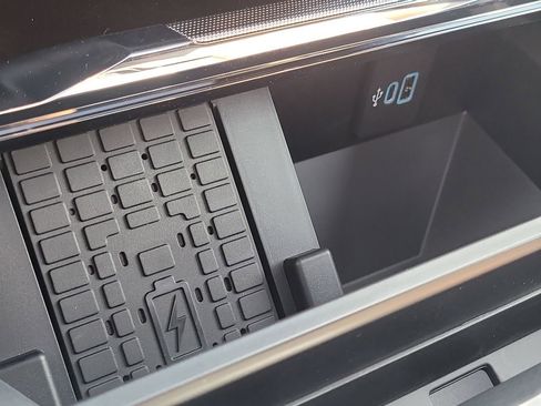 New 2025 Lincoln Navigator L Reserve AWD/4WD image 27