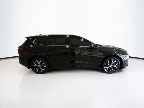 Certified 2025 Toyota Crown Signia AWD/4WD image 7