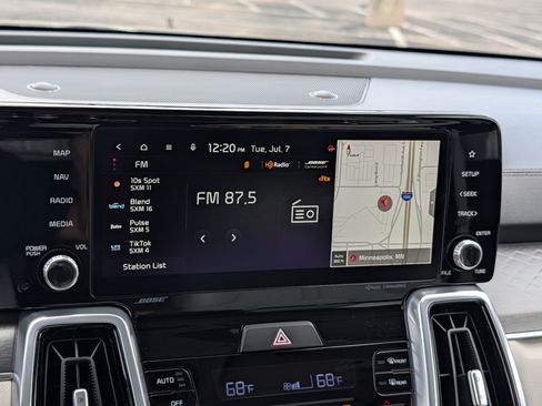 Certified 2023 Kia Sorento SX Prestige AWD/4WD image 22