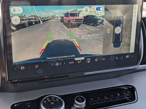 New 2026 Ford Expedition Active image 3