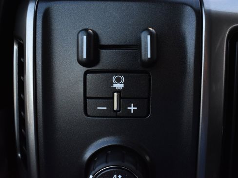 Used 2018 Chevrolet Silverado 1500 LTZ w/ LTZ Plus Package image 26