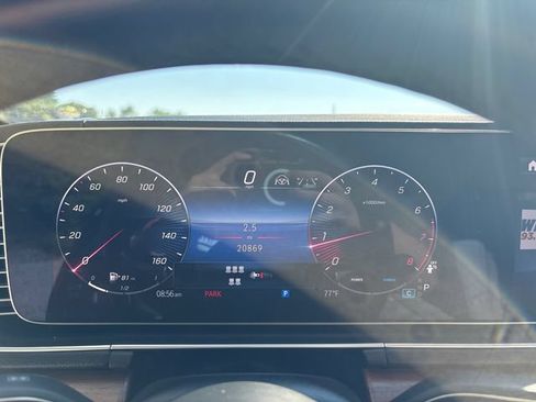 Used 2024 Mercedes-Benz GLS 450 4MATIC image 25