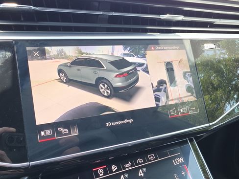 Used 2020 Audi Q8 Premium Plus AWD/4WD image 41