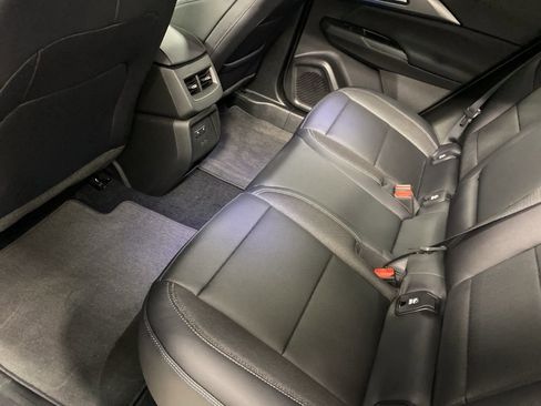 New 2026 Chevrolet Equinox EV LT image 24