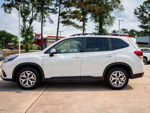 Certified 2024 Subaru Forester Premium AWD/4WD image 2