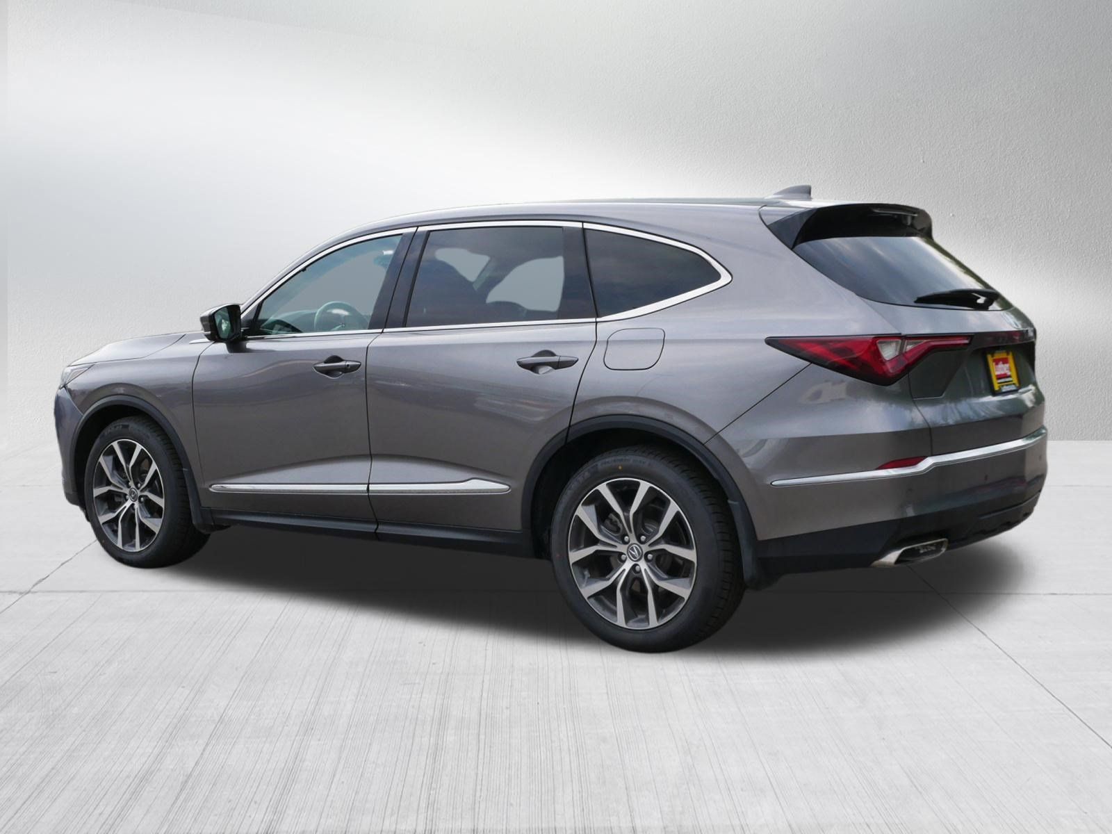 Certified 2024 Acura MDX w/ Technology Package AWD/4WD image 5